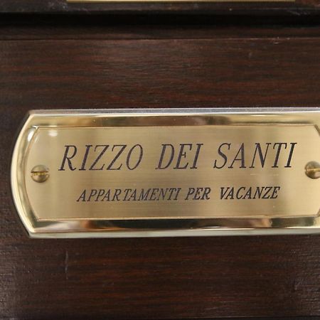 Appartamenti Al Rizzo Dei Santi Lovere Exteriör bild