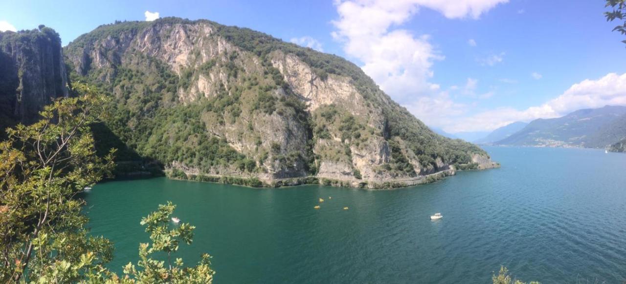 Appartamenti Al Rizzo Dei Santi Lovere Exteriör bild