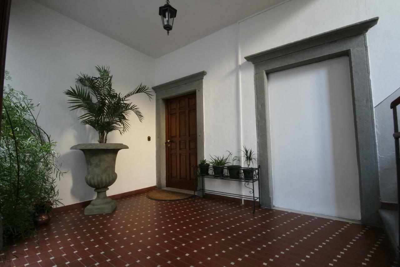 Appartamenti Al Rizzo Dei Santi Lovere Exteriör bild
